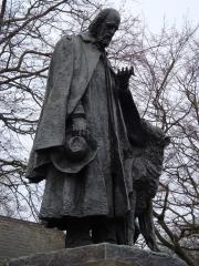 101640