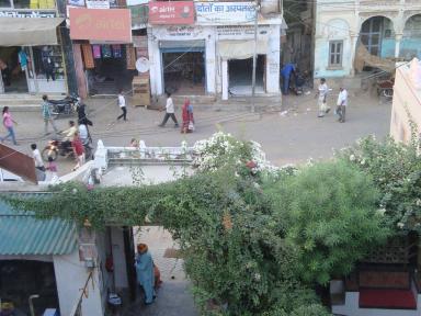 lookingdownonstreet