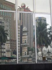 105833
