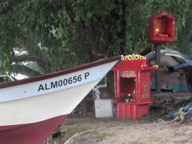 boatshrine