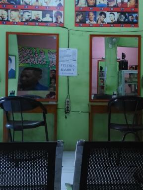 barber