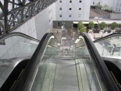 120064