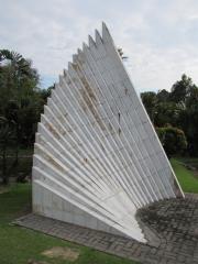 120581