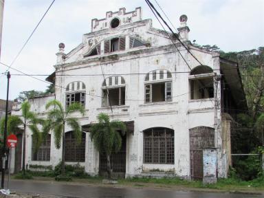 colonial
