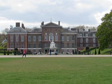palaceoutside