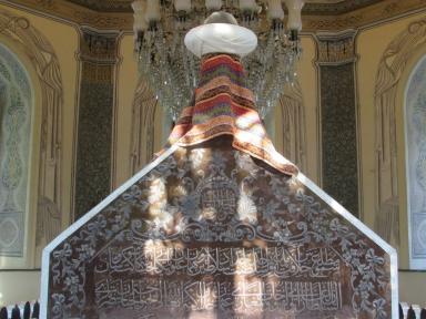 tomb2