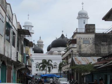 street&mosque