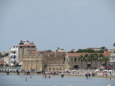 castle&palms