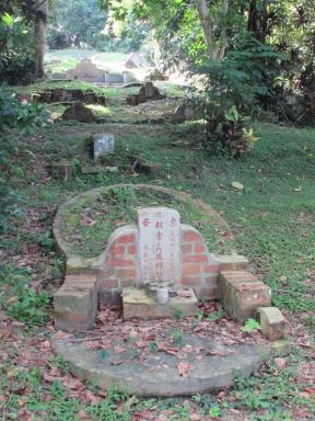 grave1