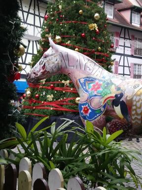 horse&tree