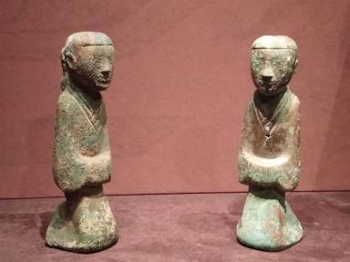 figurines