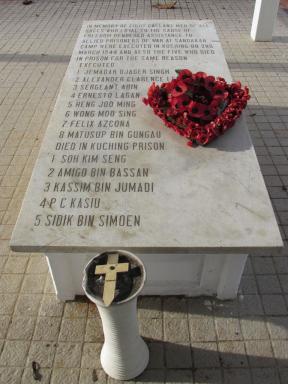 tomb&poppies