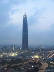 130405