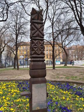 klauzal square