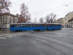 153864