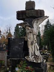 153921